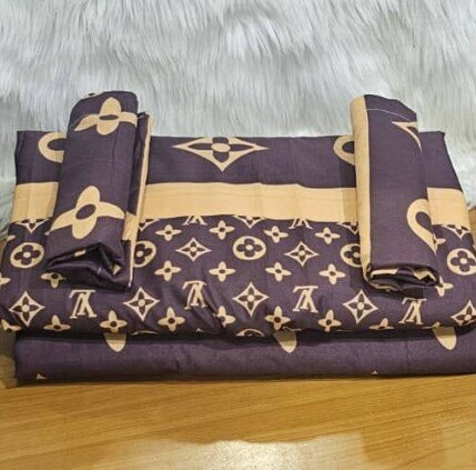 100% cotton sheets with print. Double size 