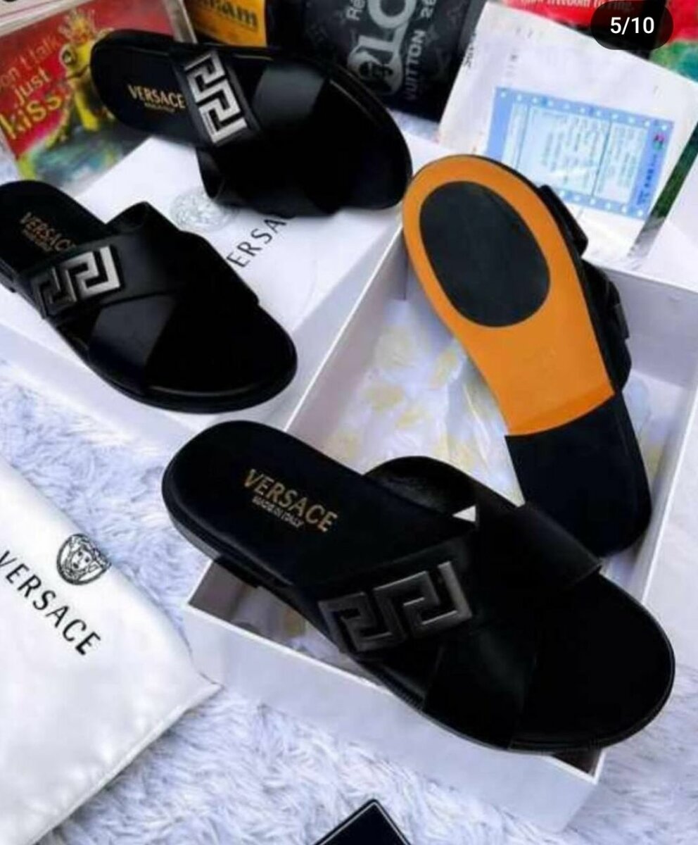 Men leather branded slippers