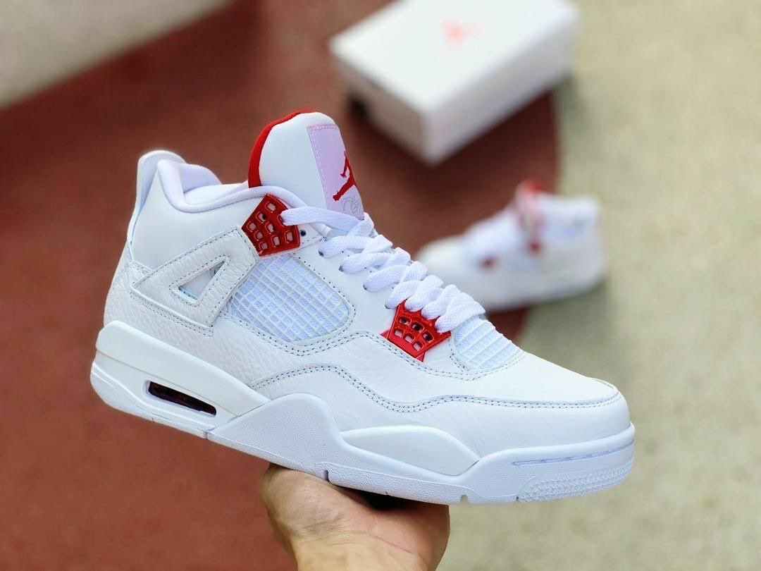 Nike Jordan 4