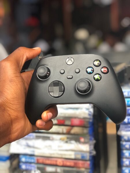 Manettes Xbox série X en promo