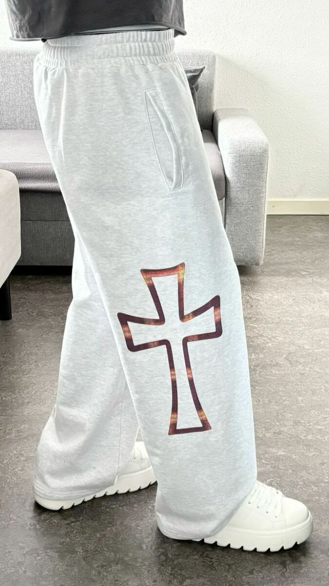 Pantalon large avec croix