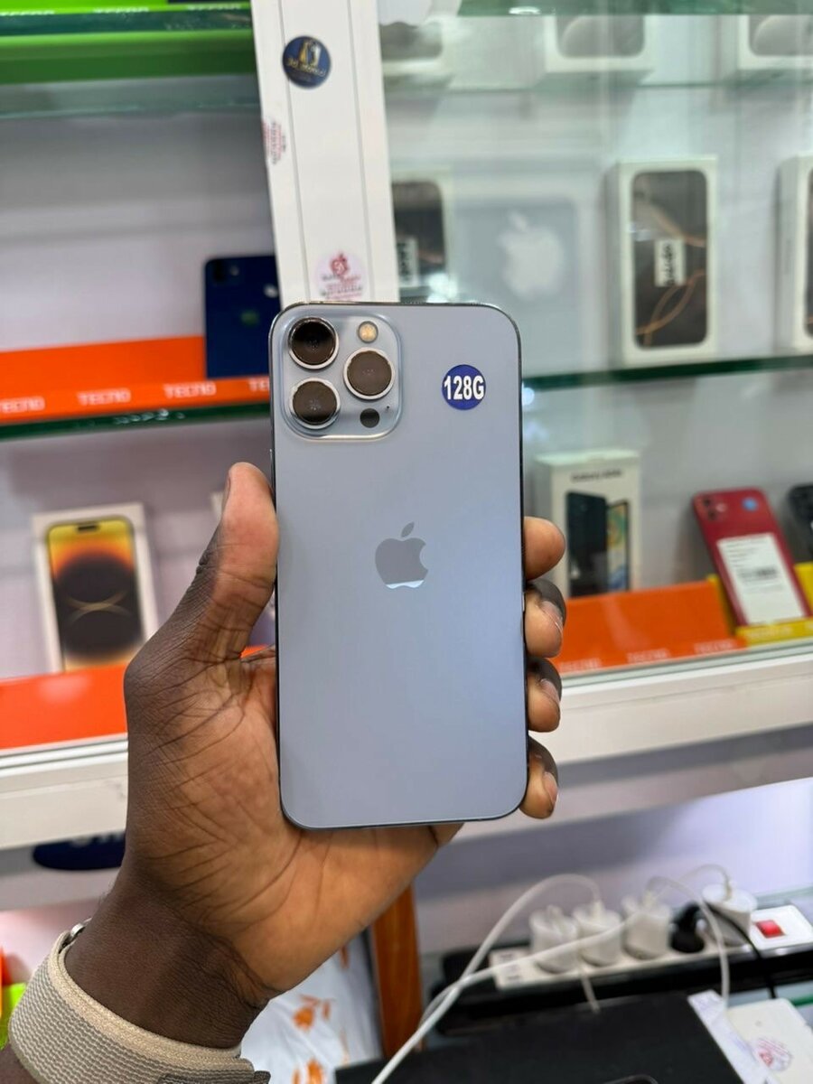 iPhone 13 Pro Max 128go quasi neuf