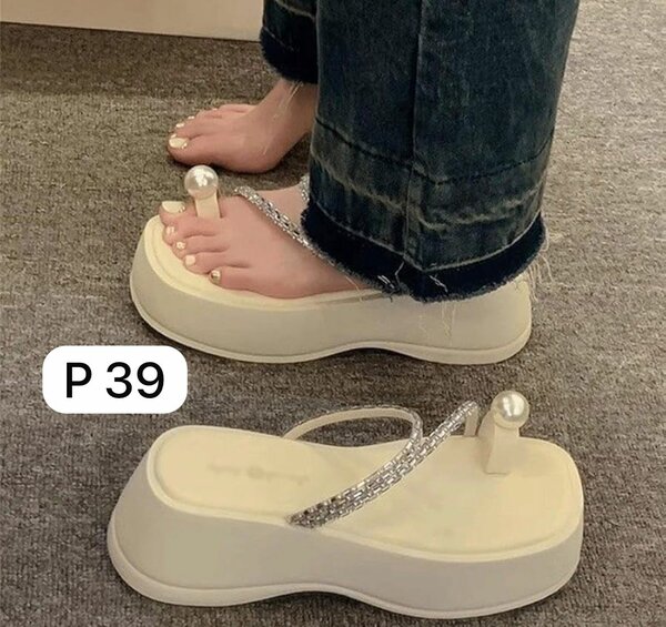 Sandales modernes pour femmes