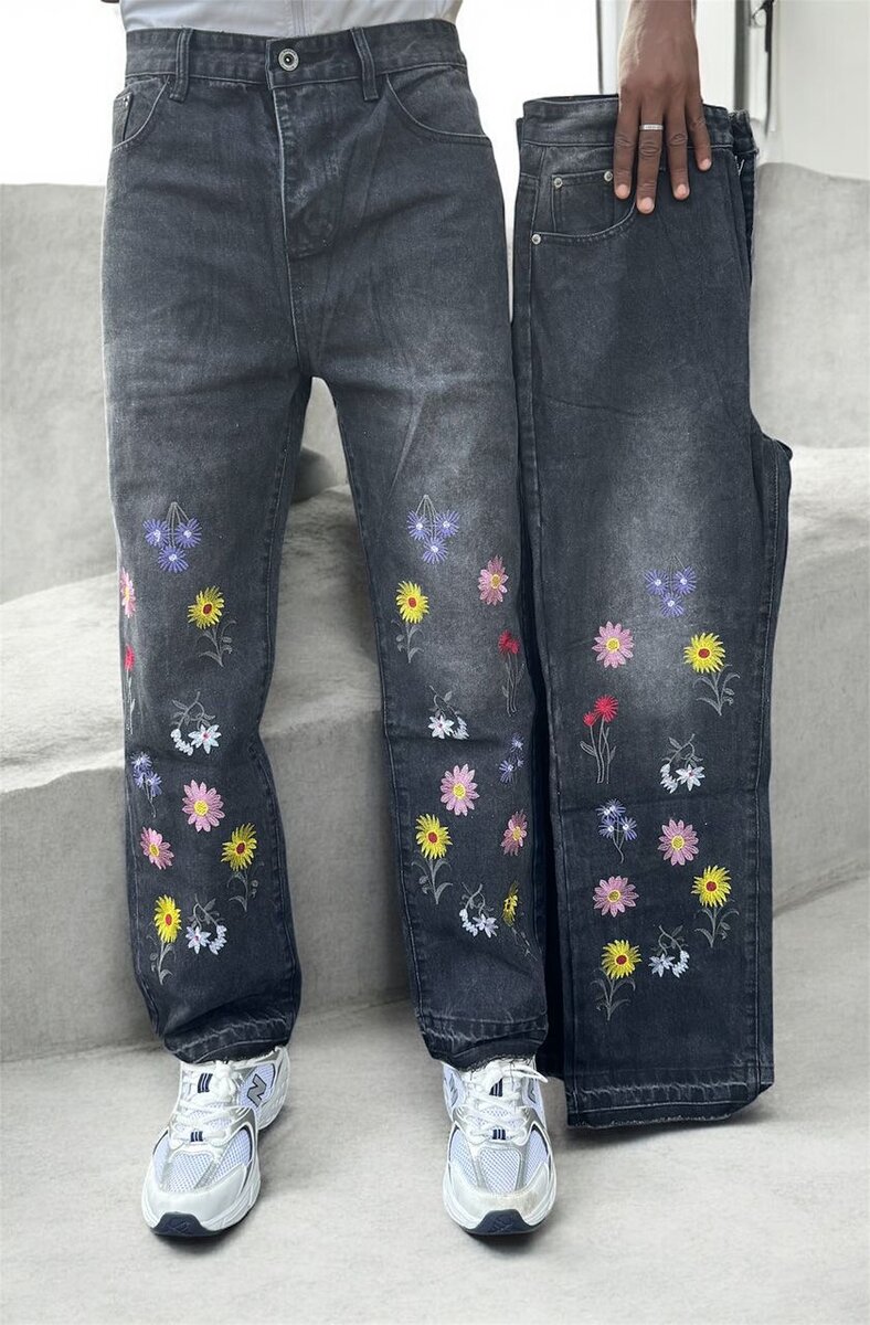 Jean brodé floral unique