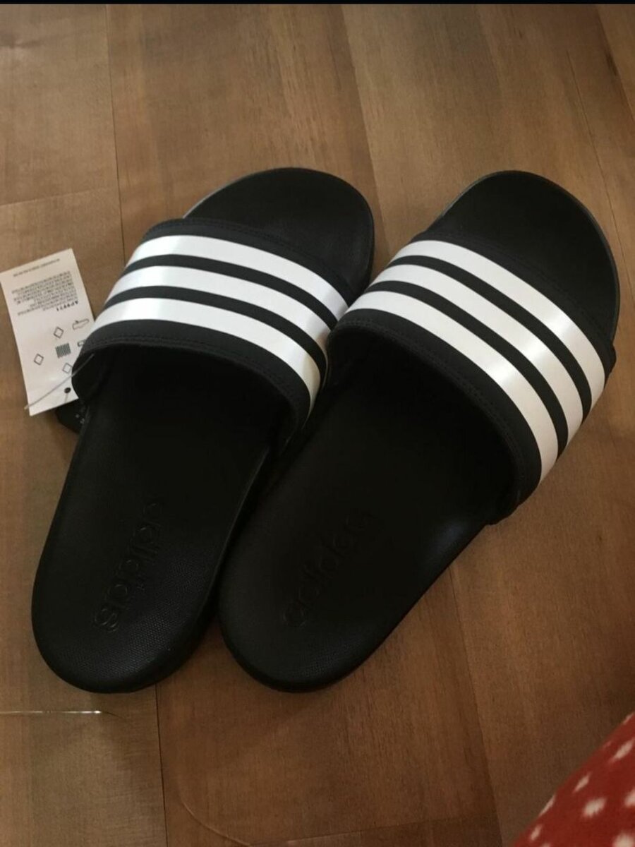 Adidas slide