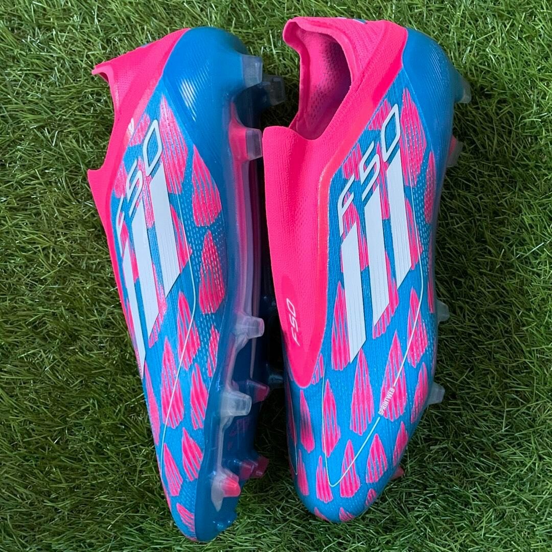 SOCCER BOOTS