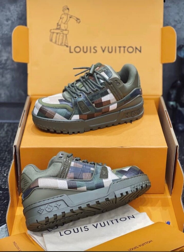 Louis vuitton sneaker