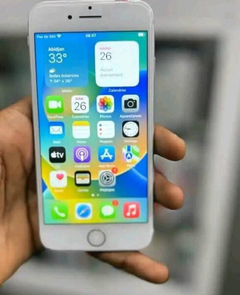 iPhone 8 simple blanc