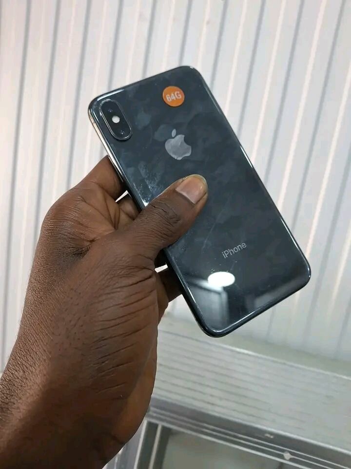 iPhone X reconditionné 64Go