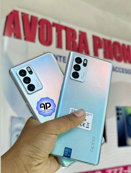 Smartphone Oppo moderne