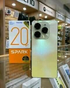 Techno spark 20 32 gig