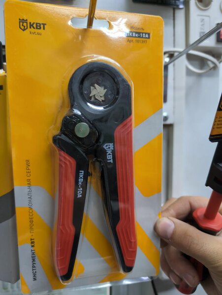 Обжимной инструмент