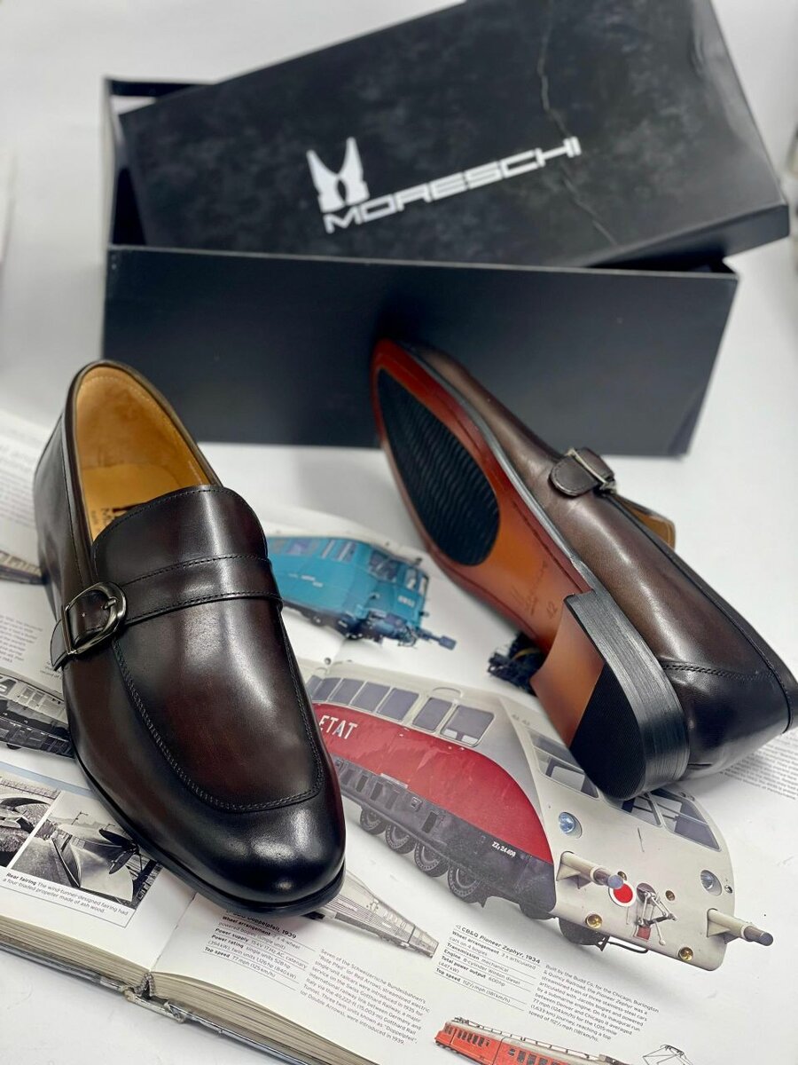 Solid Leather Executive shoes