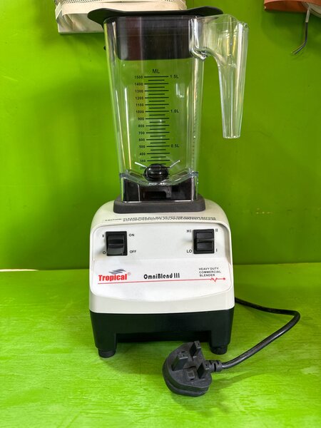 Commercial blender