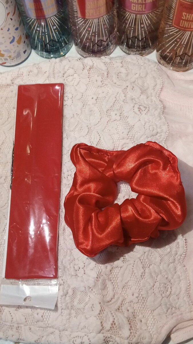 Chouchou en satin brun élégant