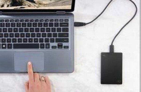 Portable External hard drive  plug & play