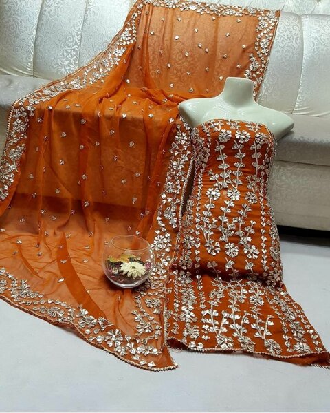 Ladies suite