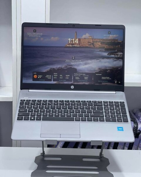 Brand New Hp 250 G9  ️Intel C