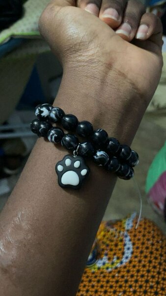 Bracelet perles patte de chien