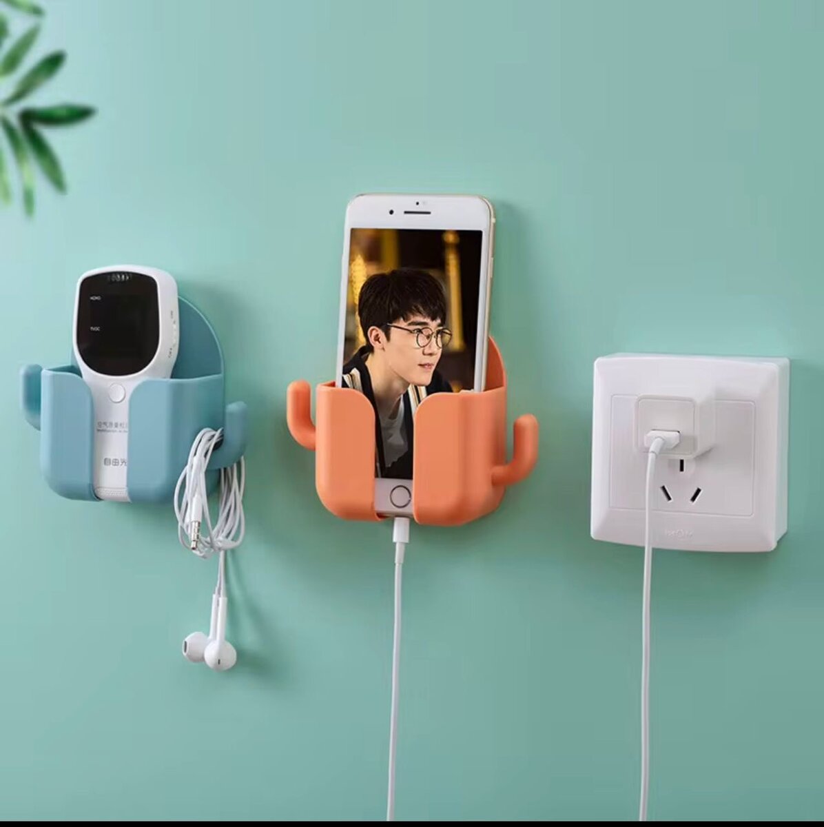 Support mural téléphone autocollant