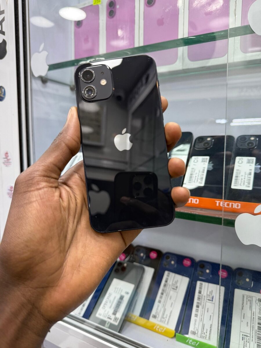 12 simple 64go sans id