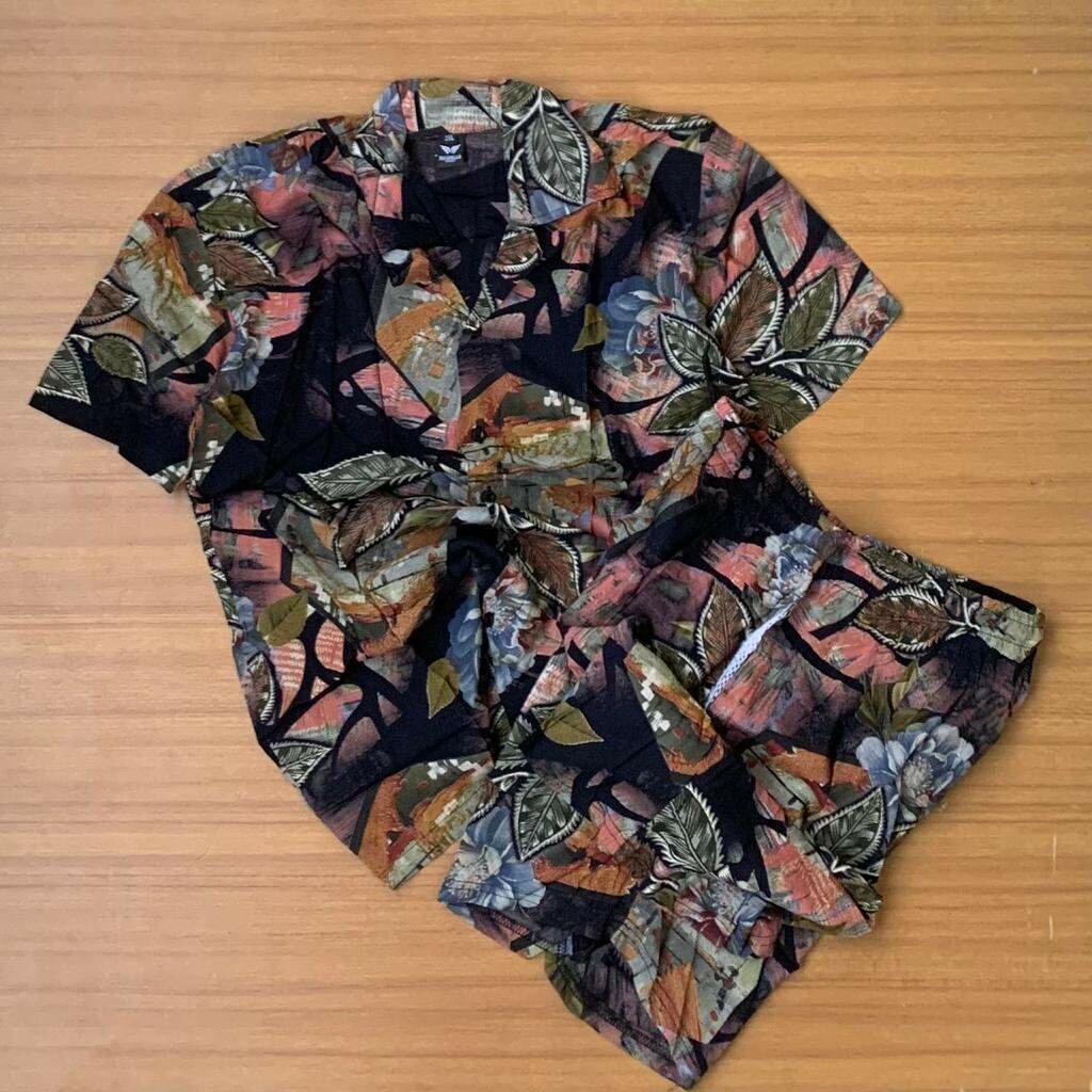 Fashion top and down shorts