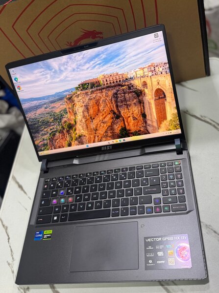 msi vector gp68hx i7 13th géné