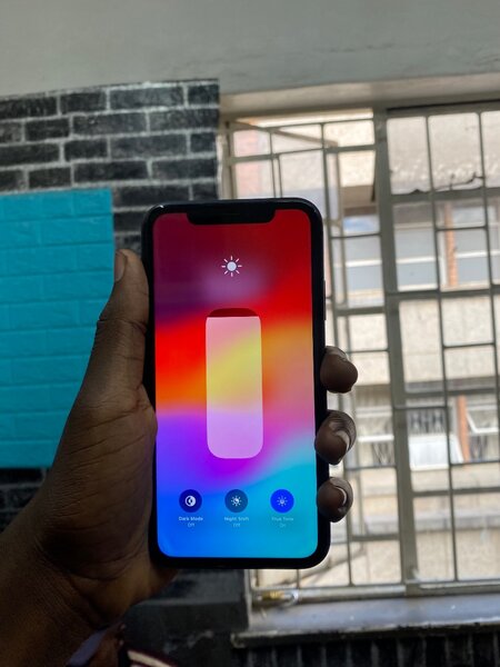 fully functional iPhones bh 100%