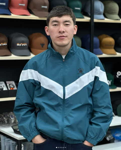 ветровка Kelme