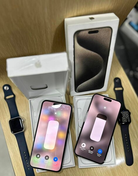 15 Pro max ( 256Go )