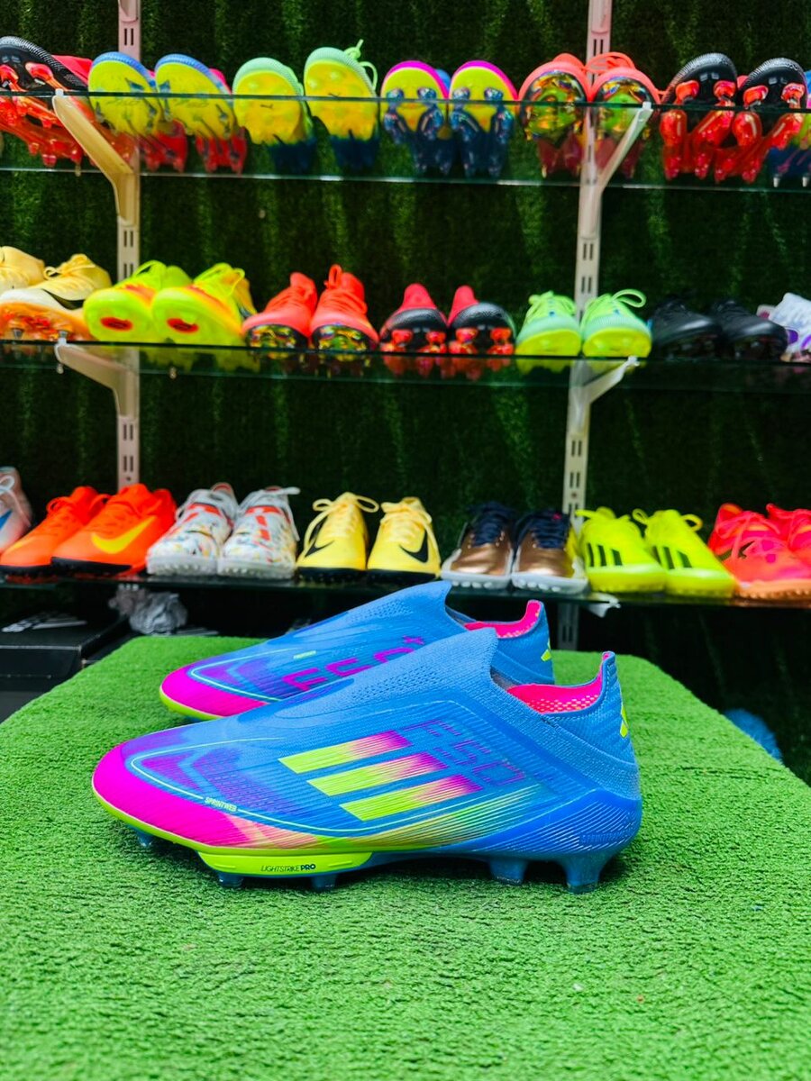 Adidas f 50