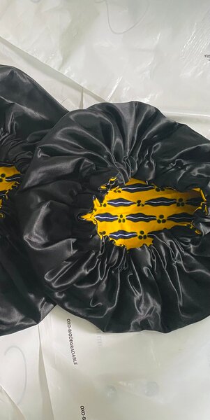 Bonnet mi-PAGNE et SATIN (M)