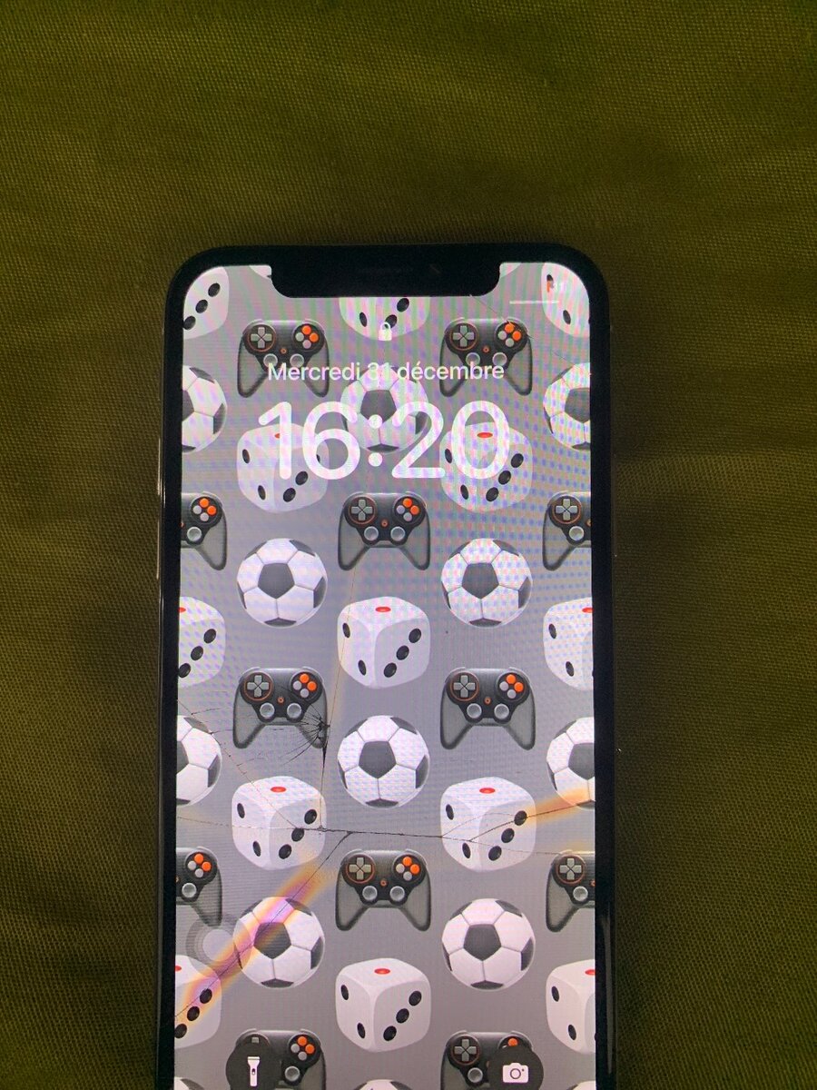 iPhone X ecran fissuré