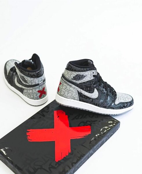 Air jordan one montante