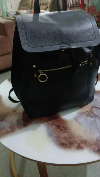 Sac à dos élégant en cuir