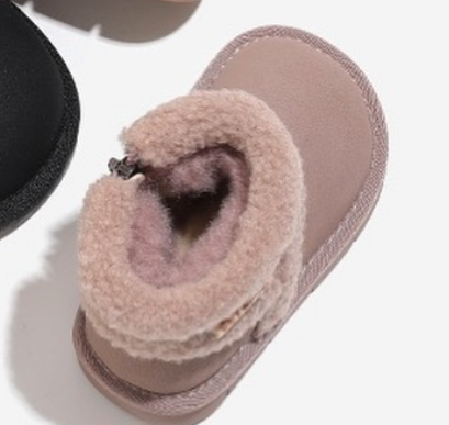 Оригинальные угги UGG – это сапоги, которые стали популярными благодаря своему уникальному дизайну и комфорту.