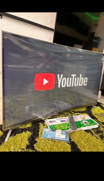 55inches CURVED full digital 4k ultra hd smart Panasonic TvI