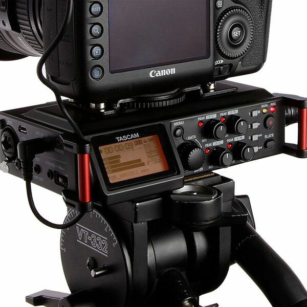 4Channel Tascam DR-70D Portable Recorder for DSLR Cameras