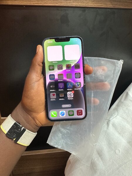 iphone 14 simple bleu nuit 128giga CE