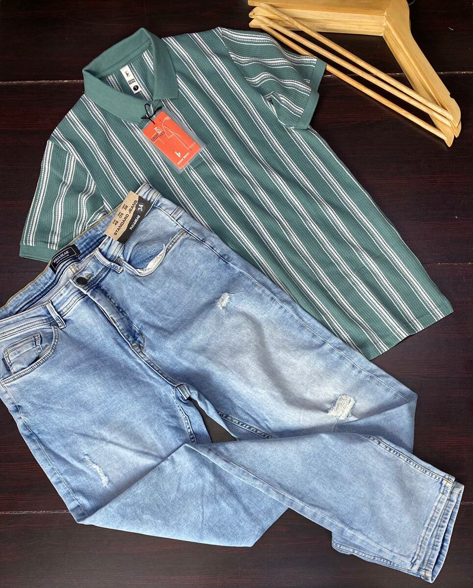 Jeans and T-shirt combo