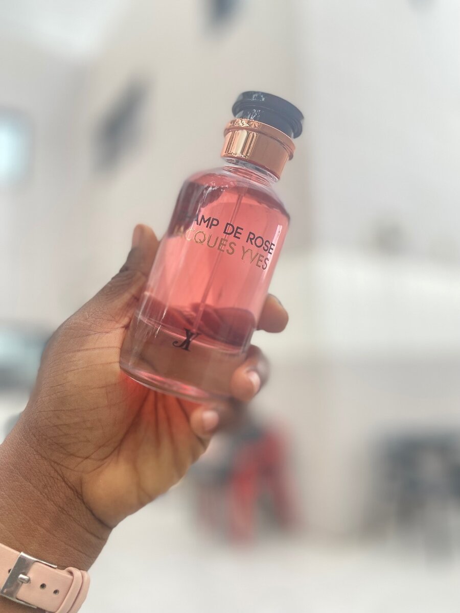 Champs de Rose Jacques Yves