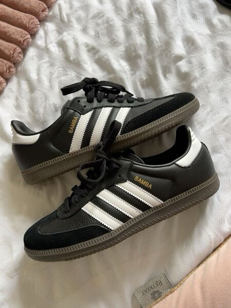 Chaussures Adidas Samba élégantes