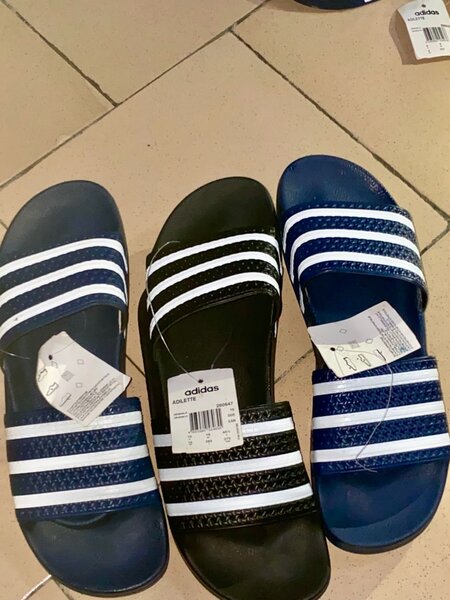 Tongs Adidas Adilette