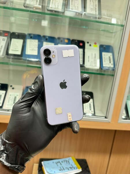 iPhone 11 64Go