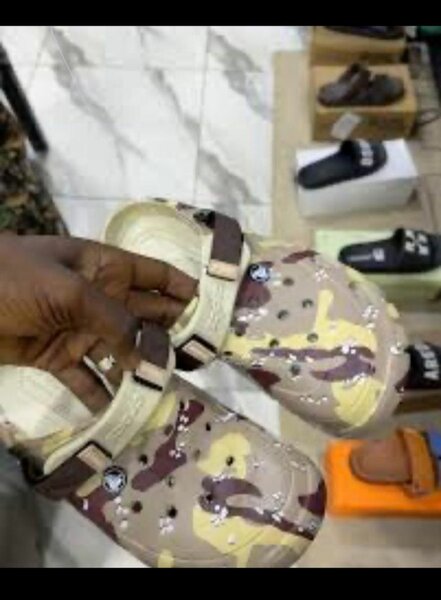 Sandales confortables unisexes