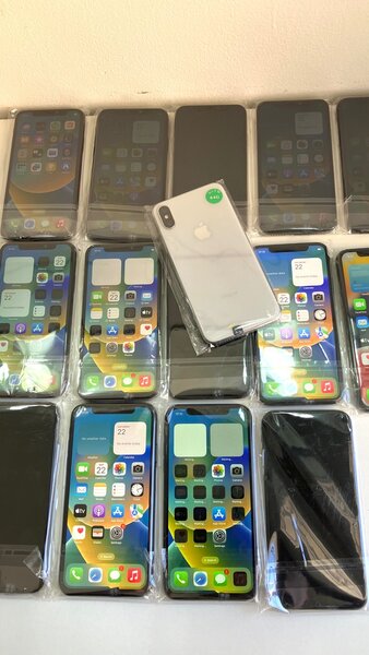 iPhone X