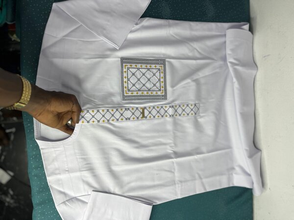 Boubou homme brodé élégant