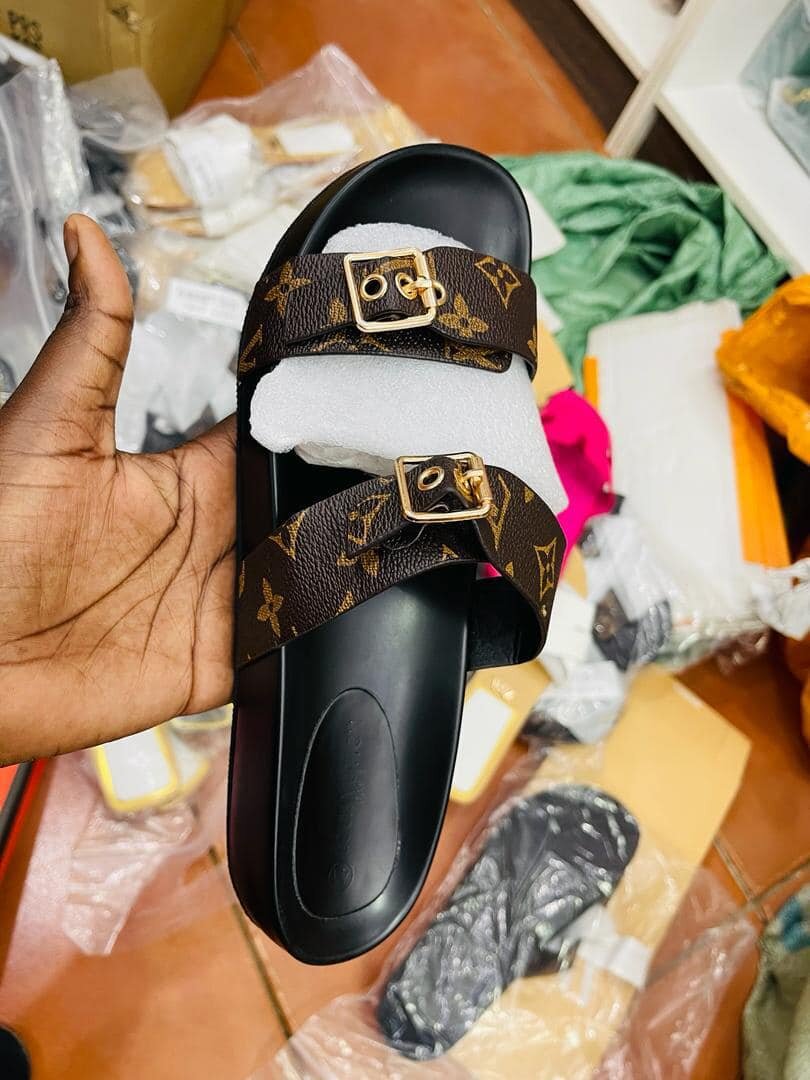 schiste Louis Vuitton