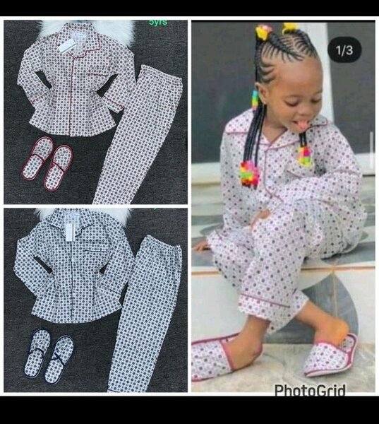 Children's pajamas with slippers