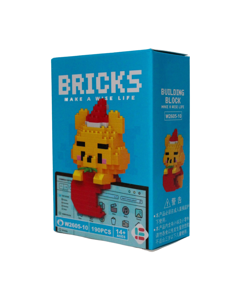 Winnie the Pooh with Apple